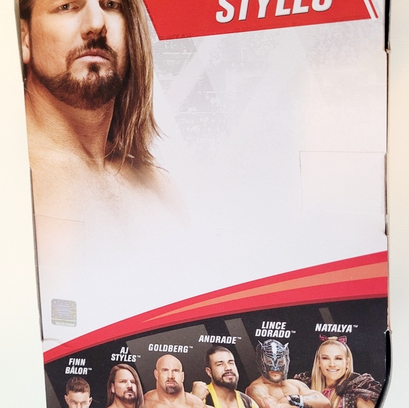 WWE ElitecCollection Styles Wrestler - Picture 3 of 3